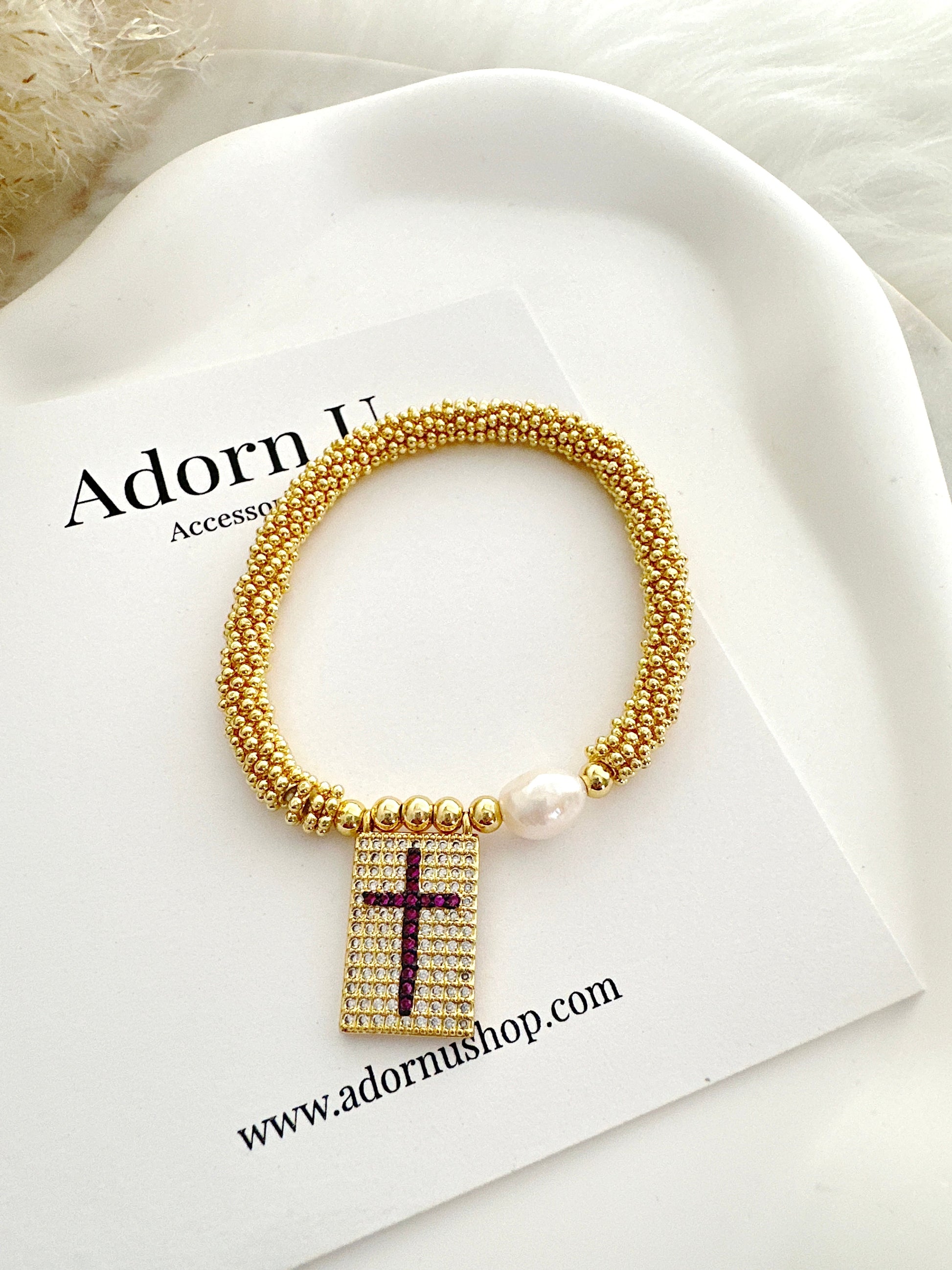 Red Cross Stretch Bracelet Adorn U