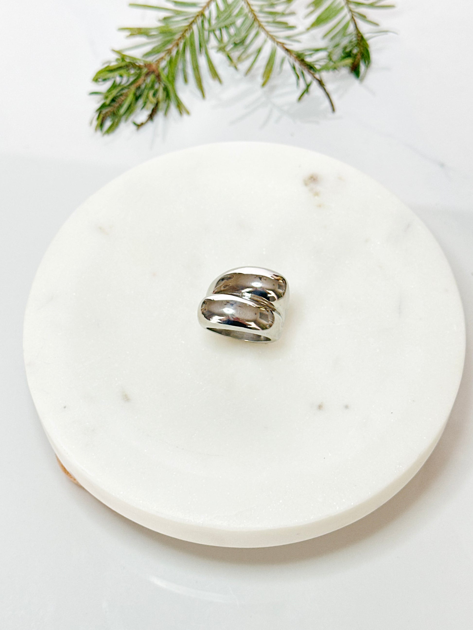 Curve Ring - Adorn U