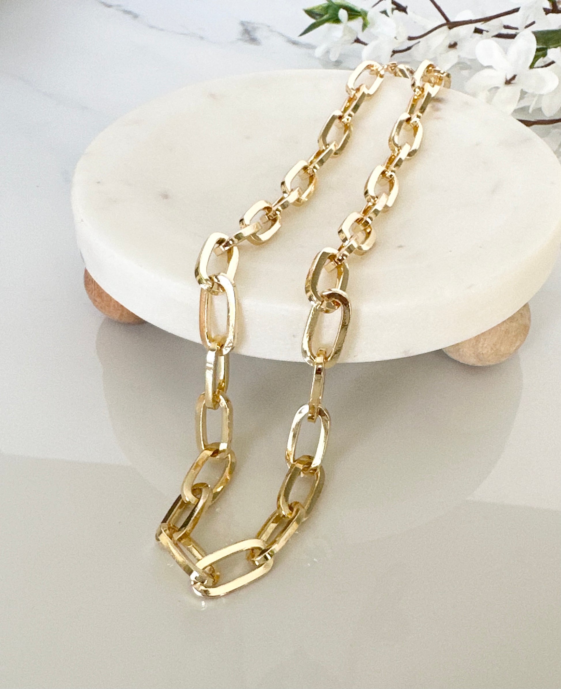 Thick Paperclip Chain - Adorn U