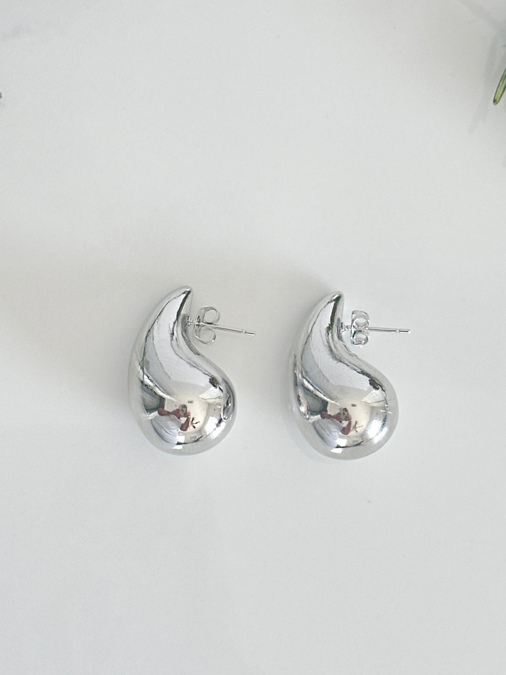 Kylie Tear Drop Earrings (mid Size) - Adorn U