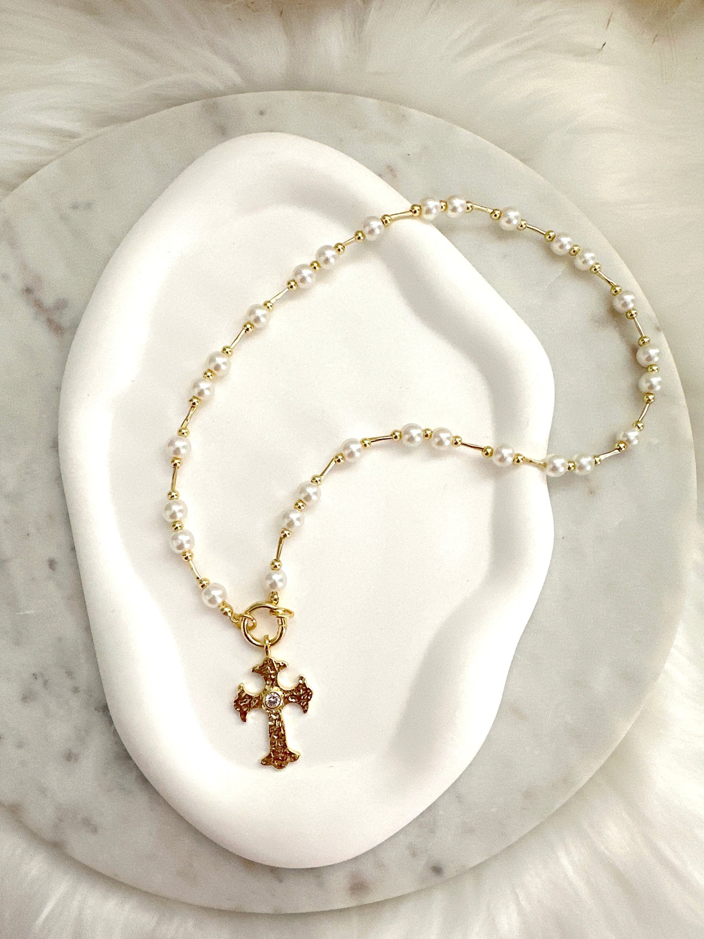 Gloria Pearl and Cross Necklace Adorn U
