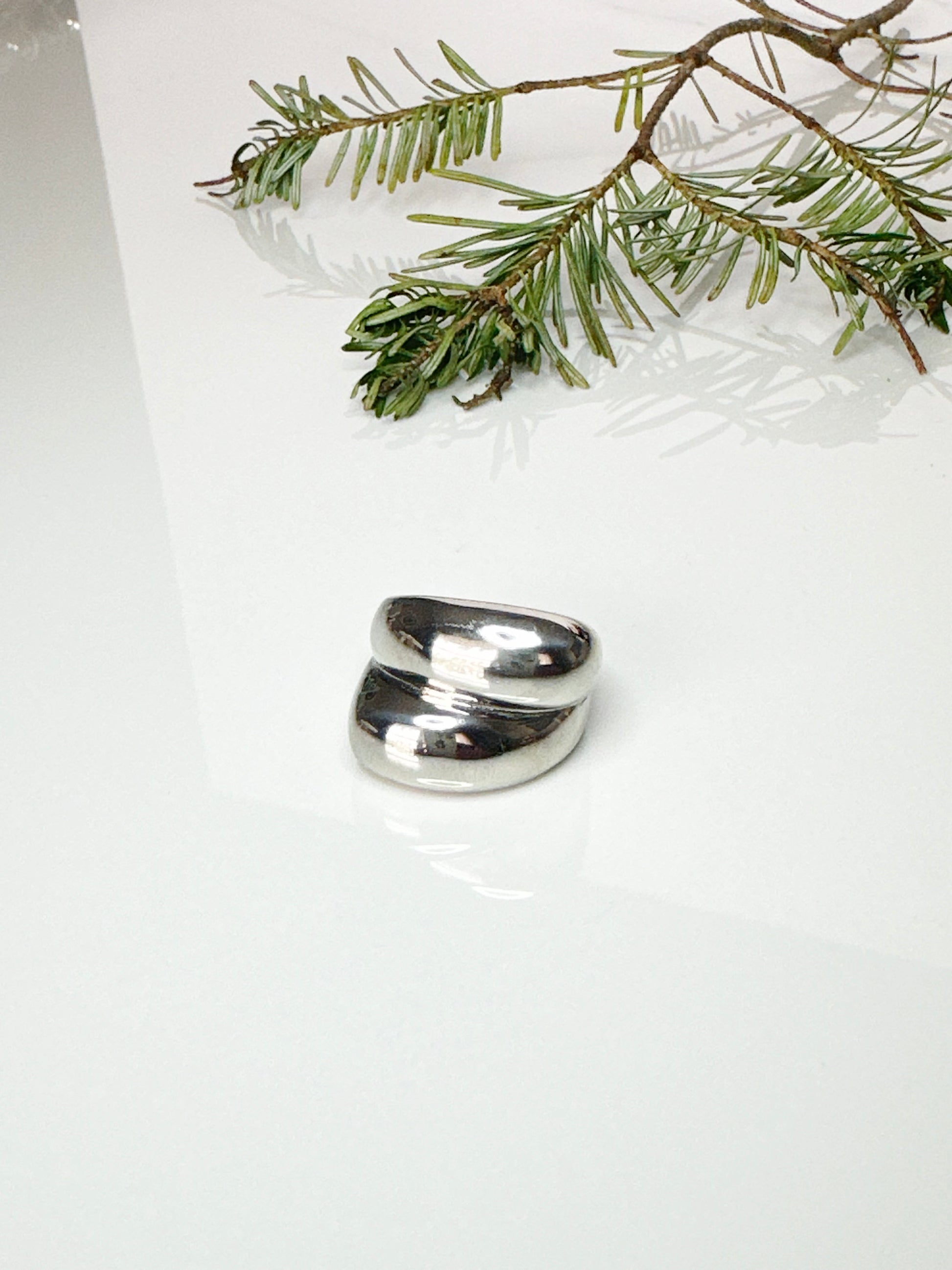 Curve Ring - Adorn U