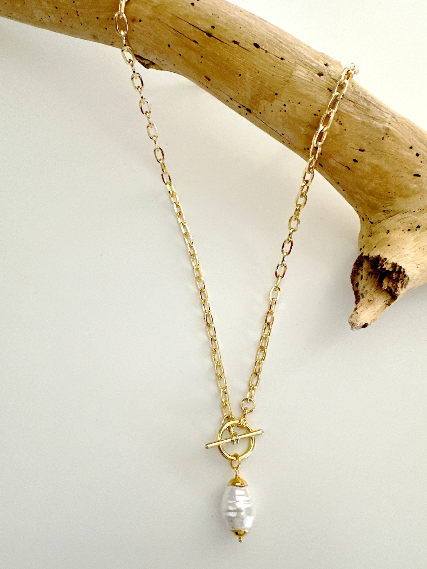 Long Freshwater Pearl Drop Adorn U