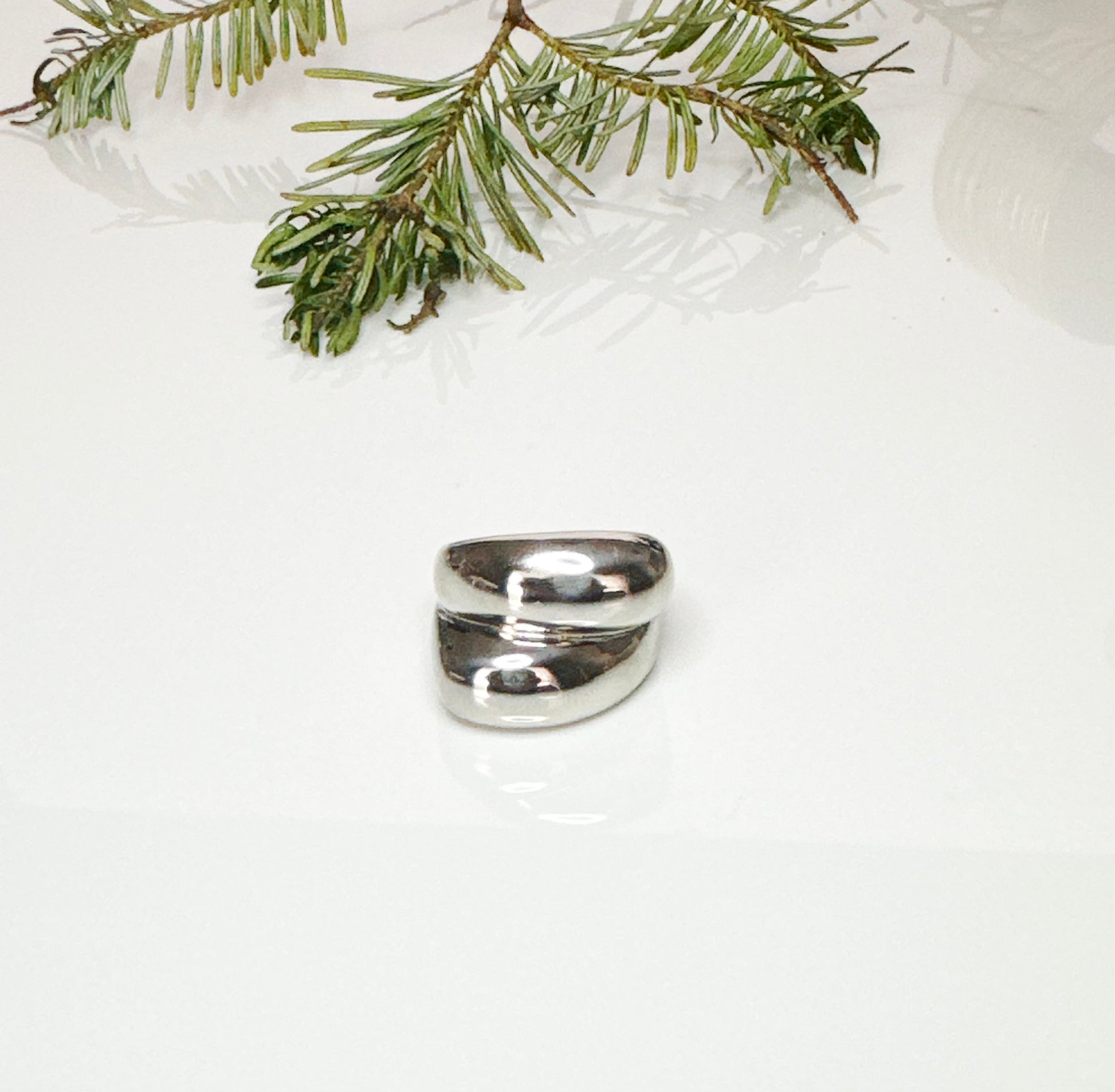 Curve Ring - Adorn U