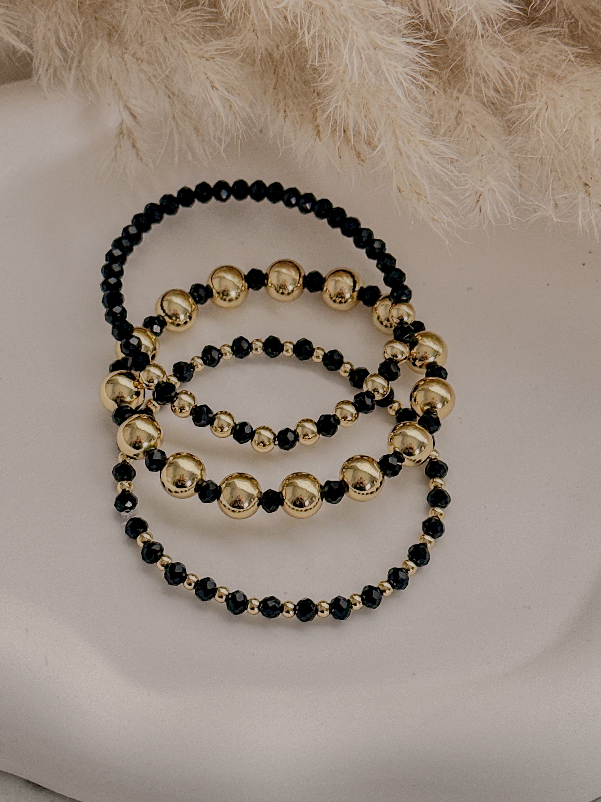 Crystal stretch bracelet - Adorn U