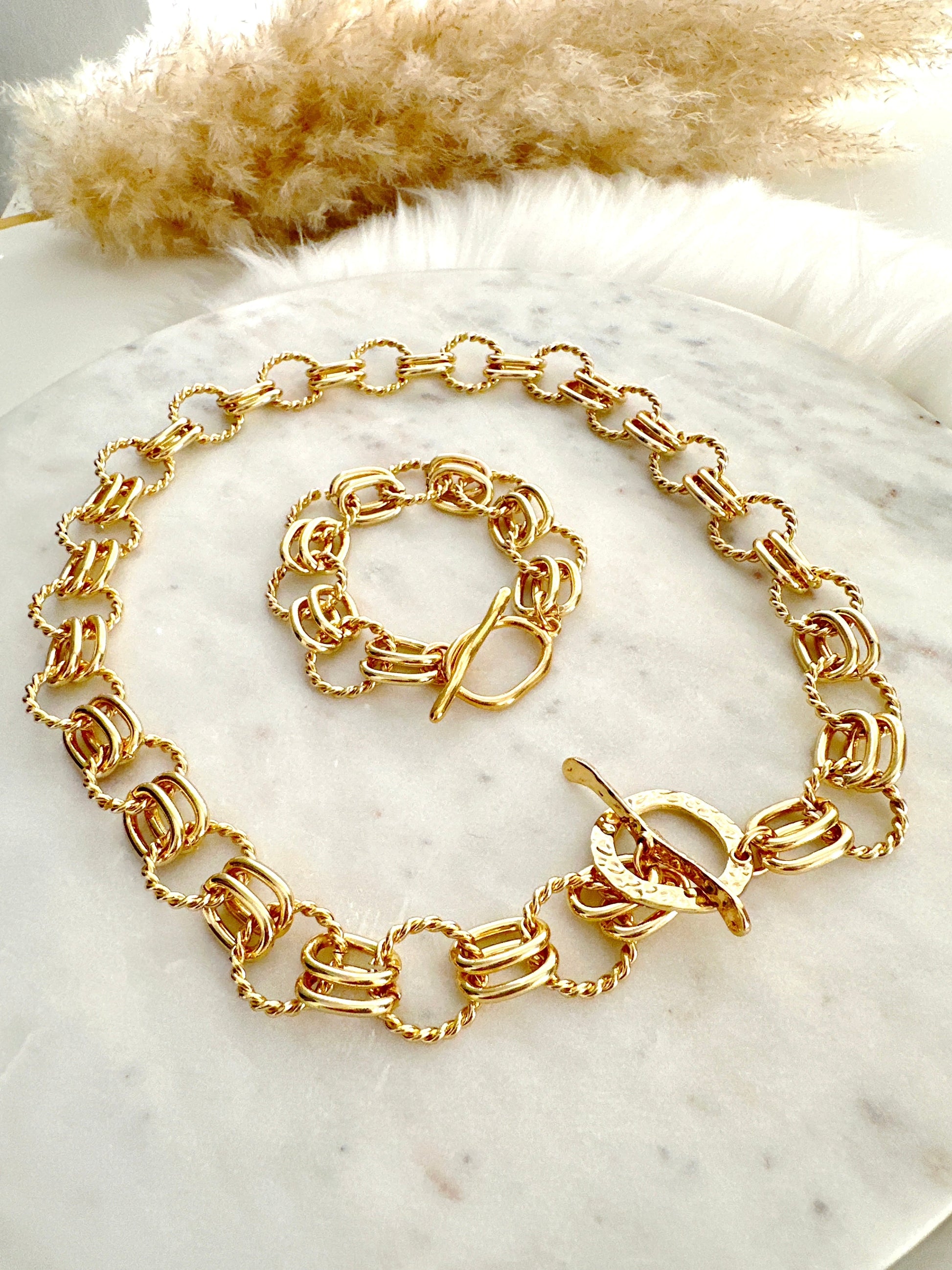 Verona Necklace Adorn U