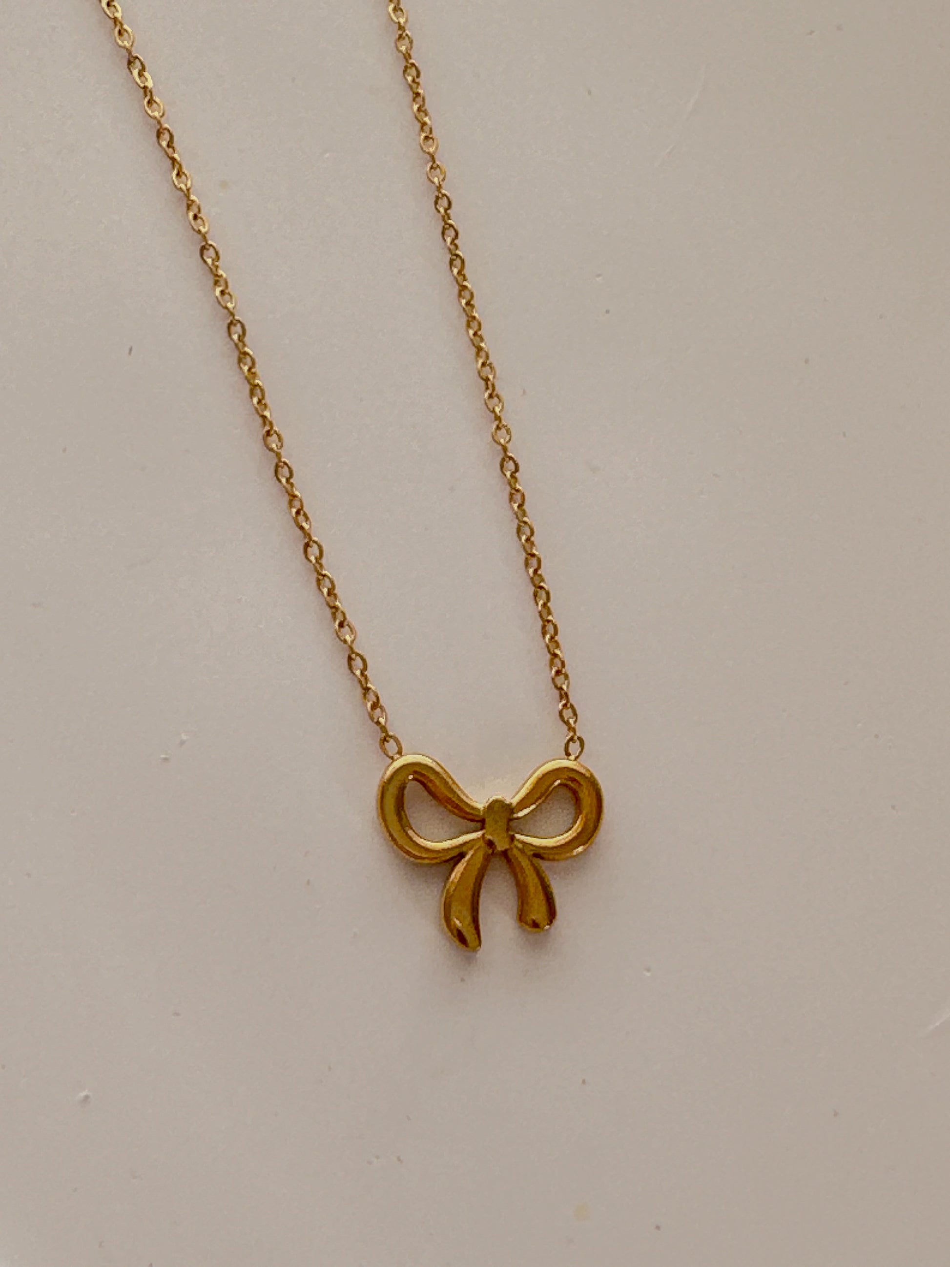 Flat Bow Necklace - Adorn U