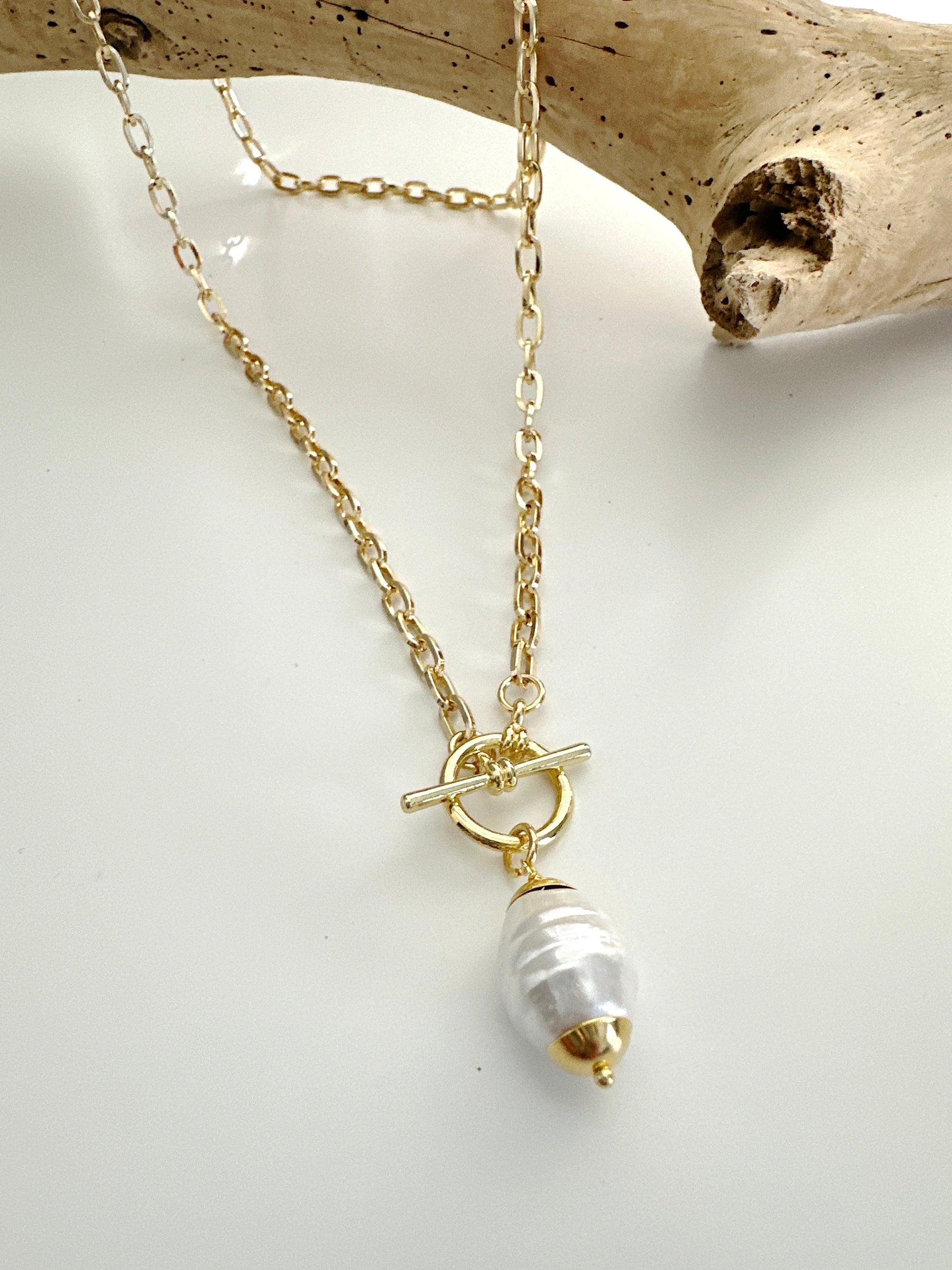 Long Freshwater Pearl Drop Adorn U