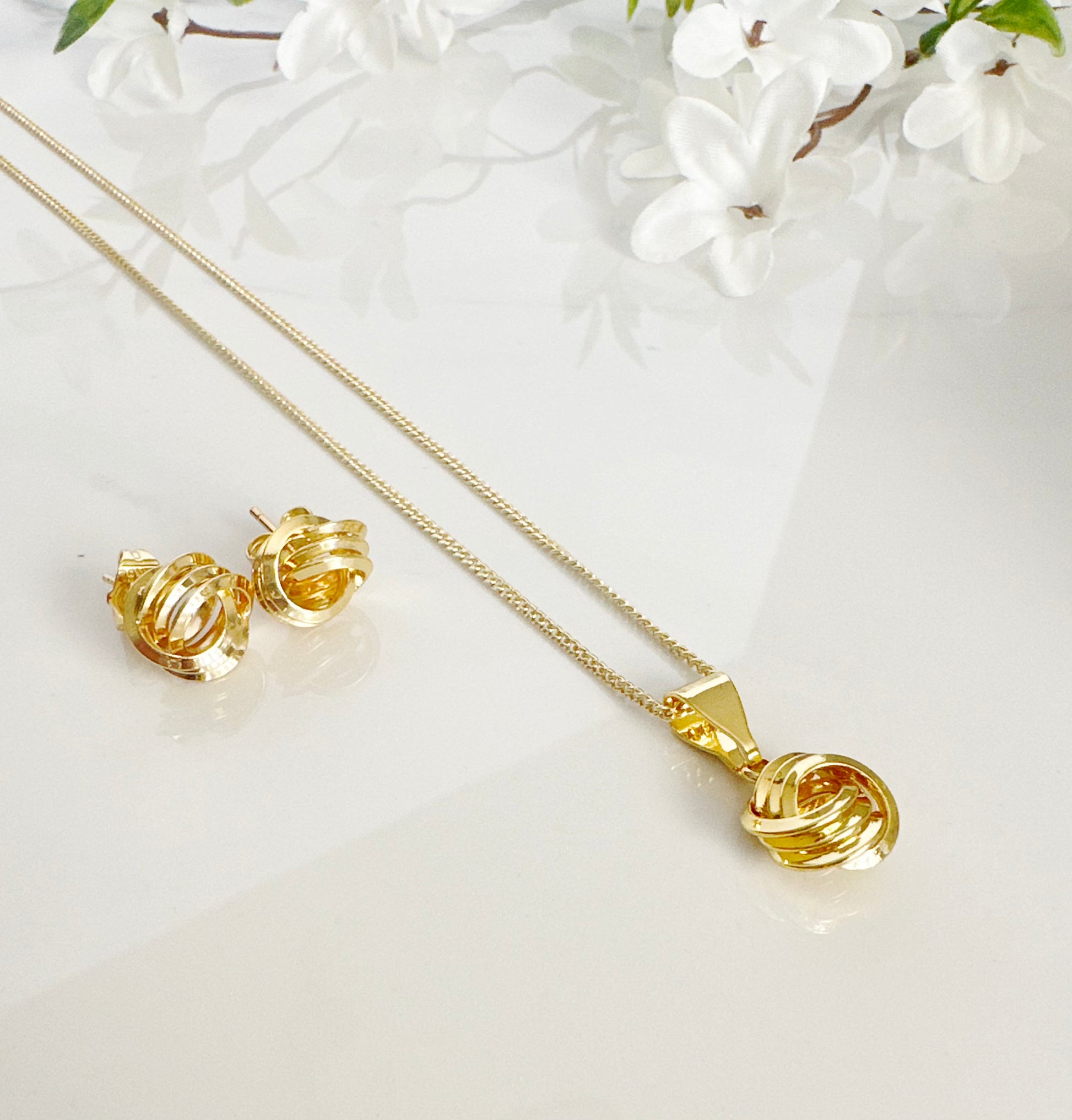 Love Knot Pendant & Earring Set - Adorn U