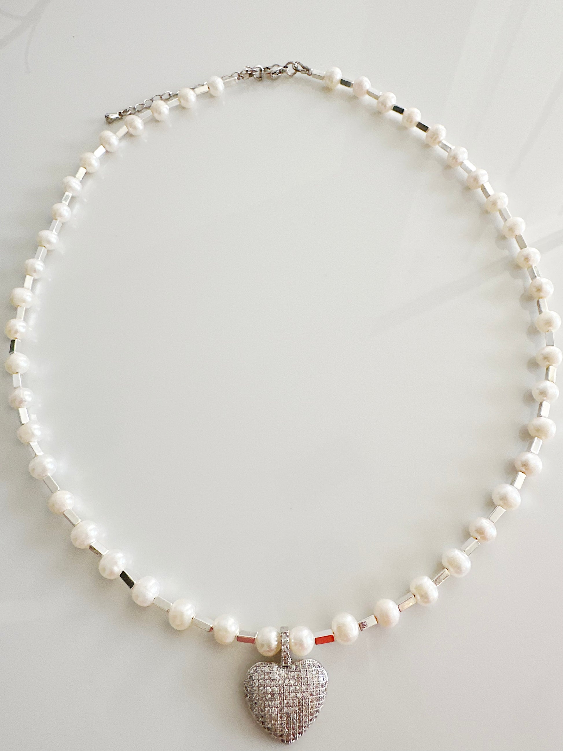 Pearl heart necklace - Adorn U