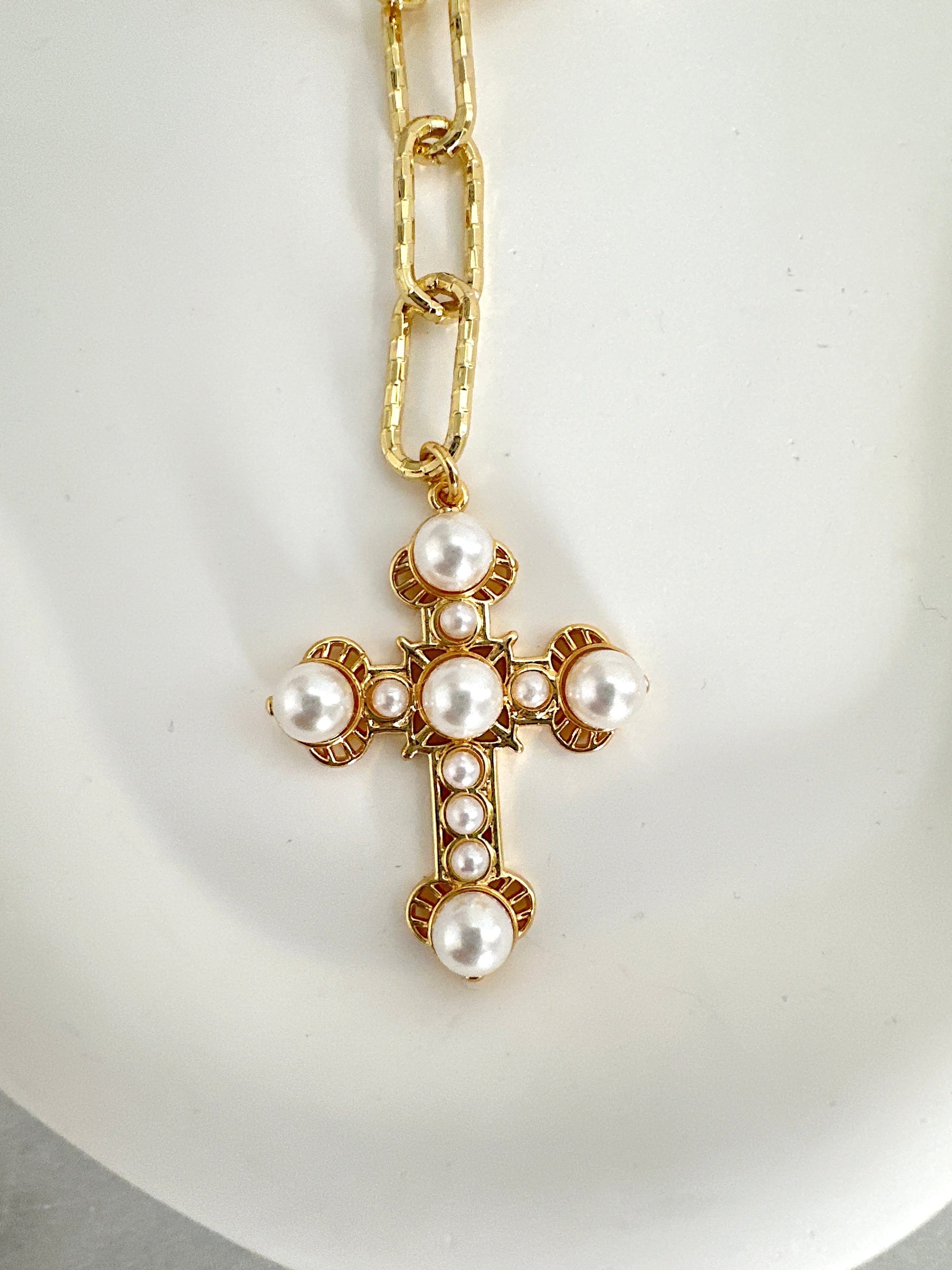Santina Necklace Adorn U