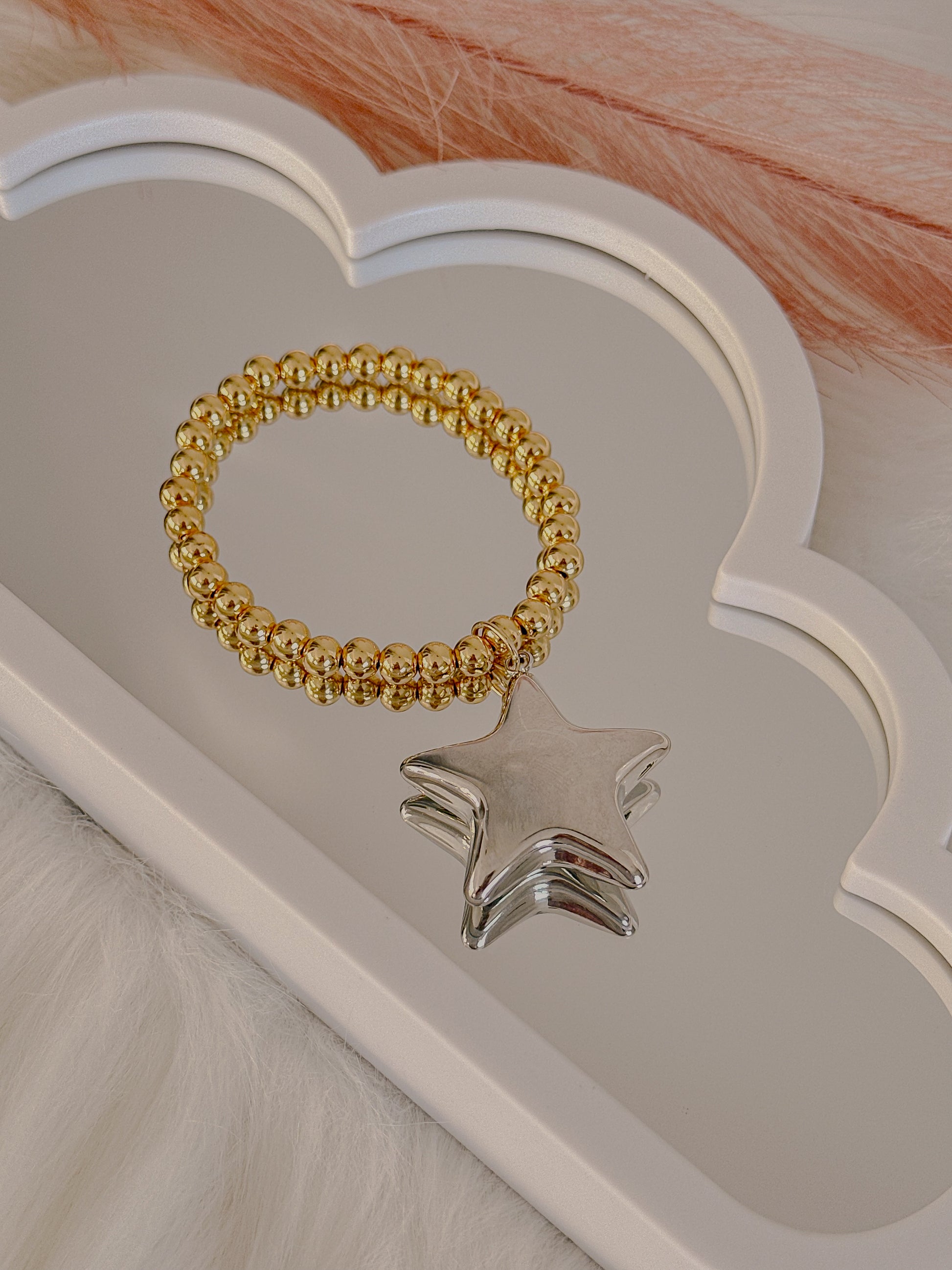 Large chunky star beaded stretch bracelet - Adorn U