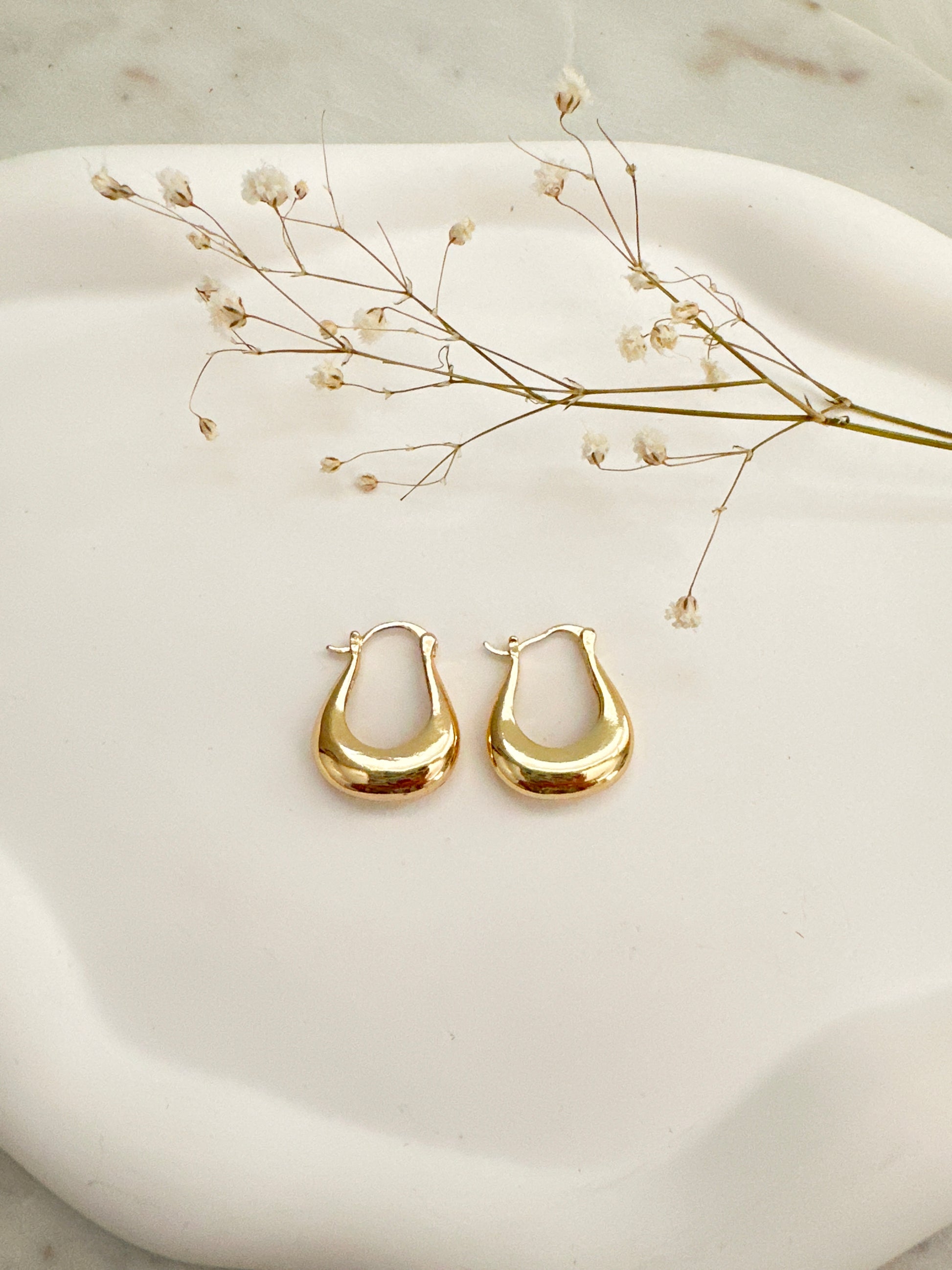 Buckle Hoop Mayte Jewelry