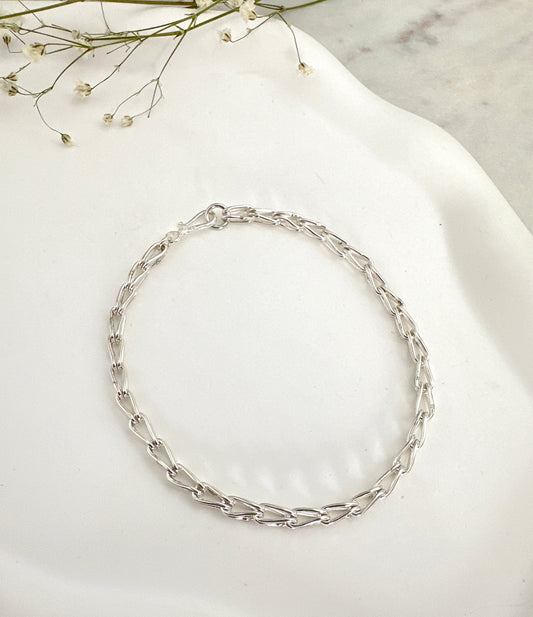 Villa Bracelet Adorn U