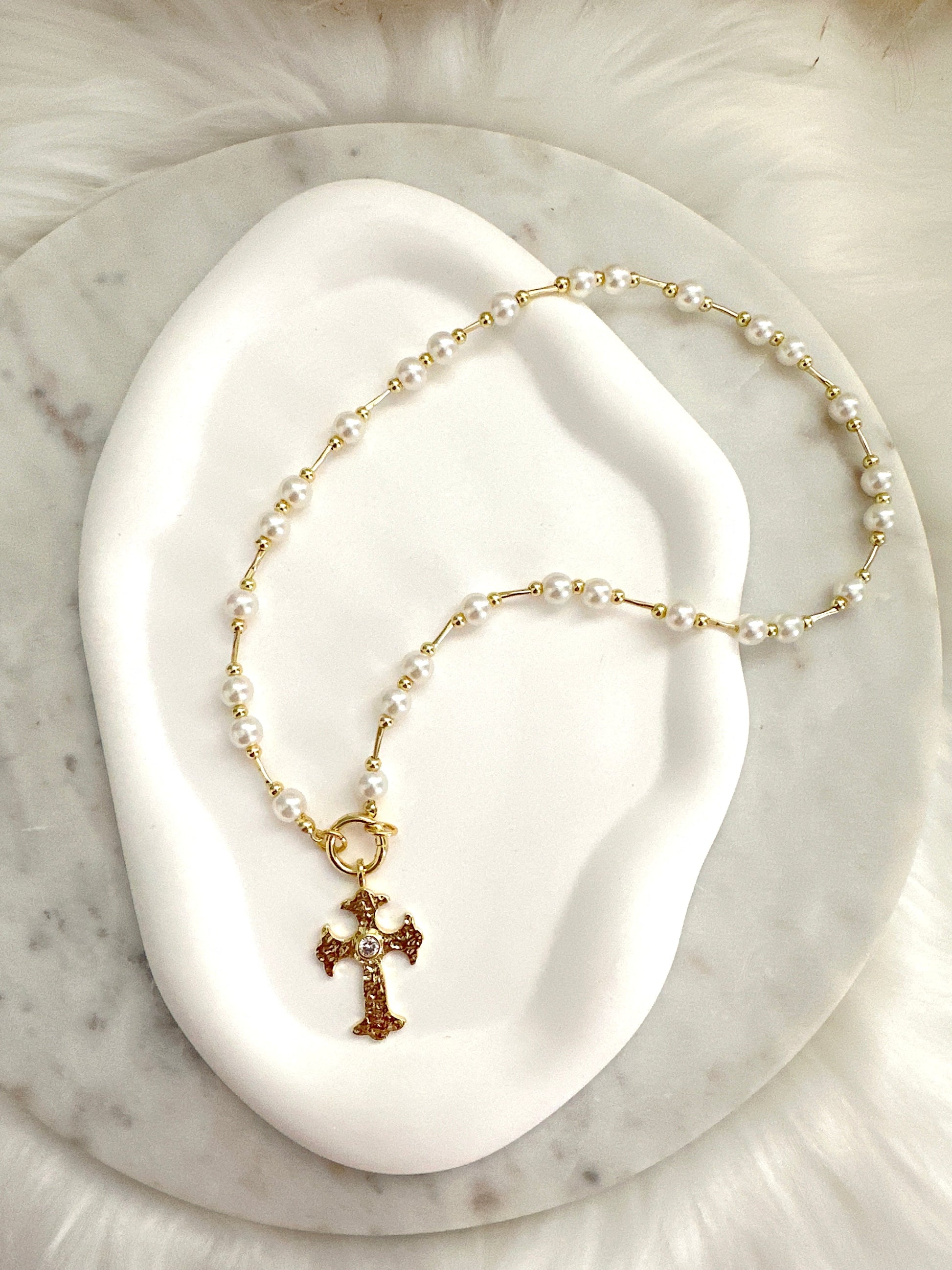 Gloria Pearl and Cross Necklace Adorn U