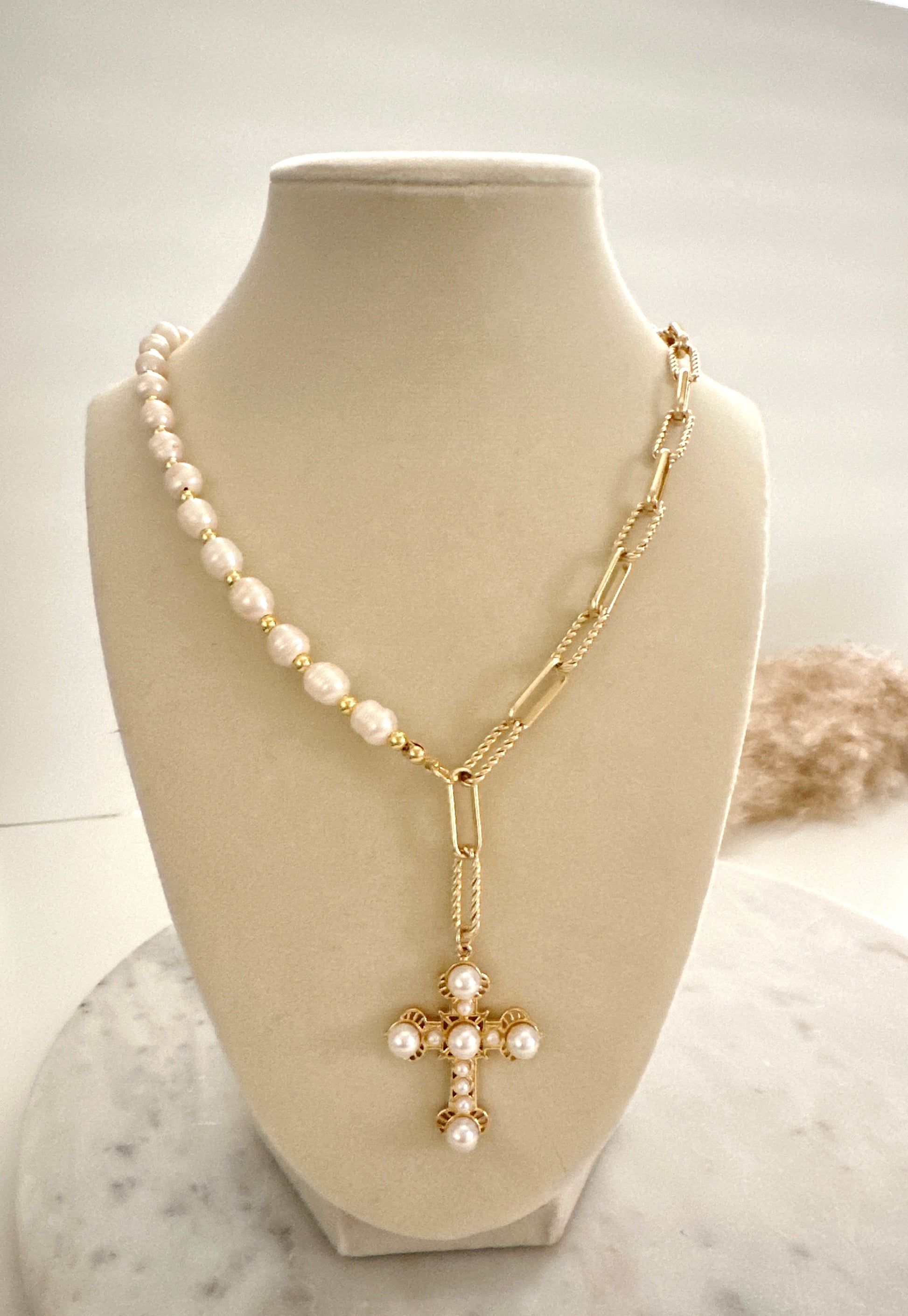 Santina Necklace Adorn U