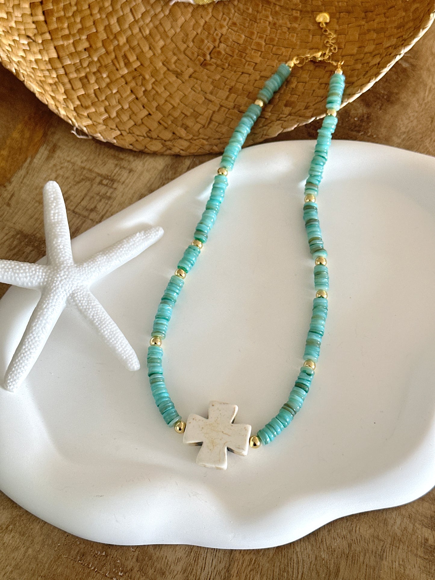 Turquoise Waters Necklace - Adorn U