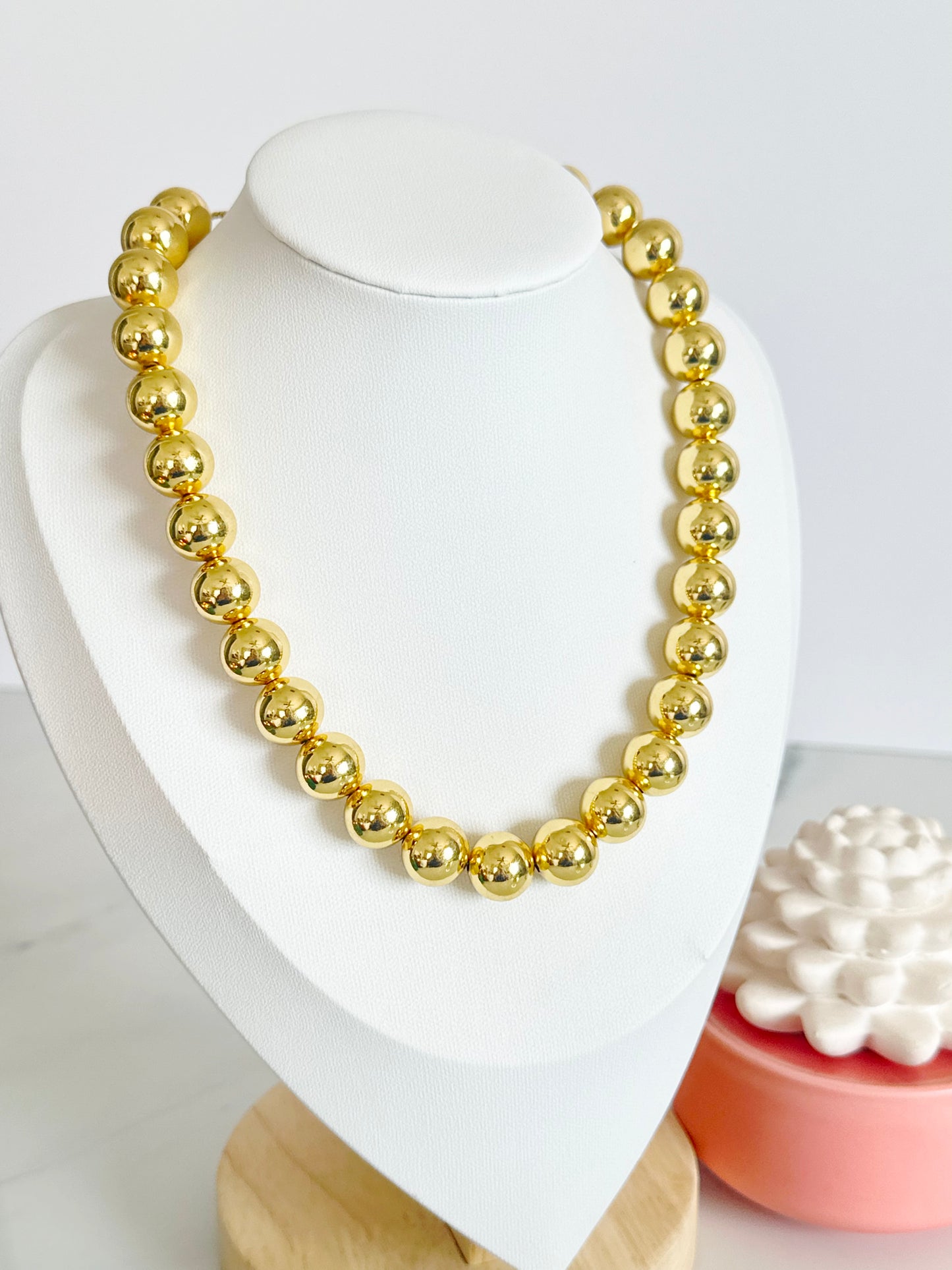 Gold plated beaded necklace - Adorn U